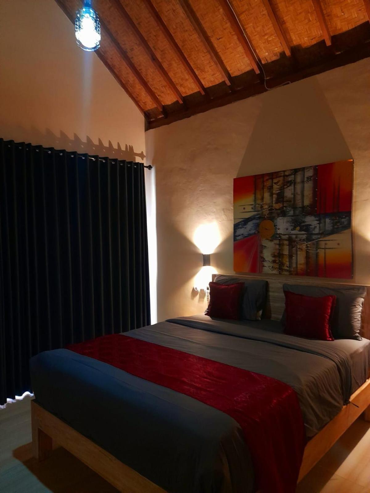 Sindhu Mesari Bungalow Toyapakeh Екстериор снимка