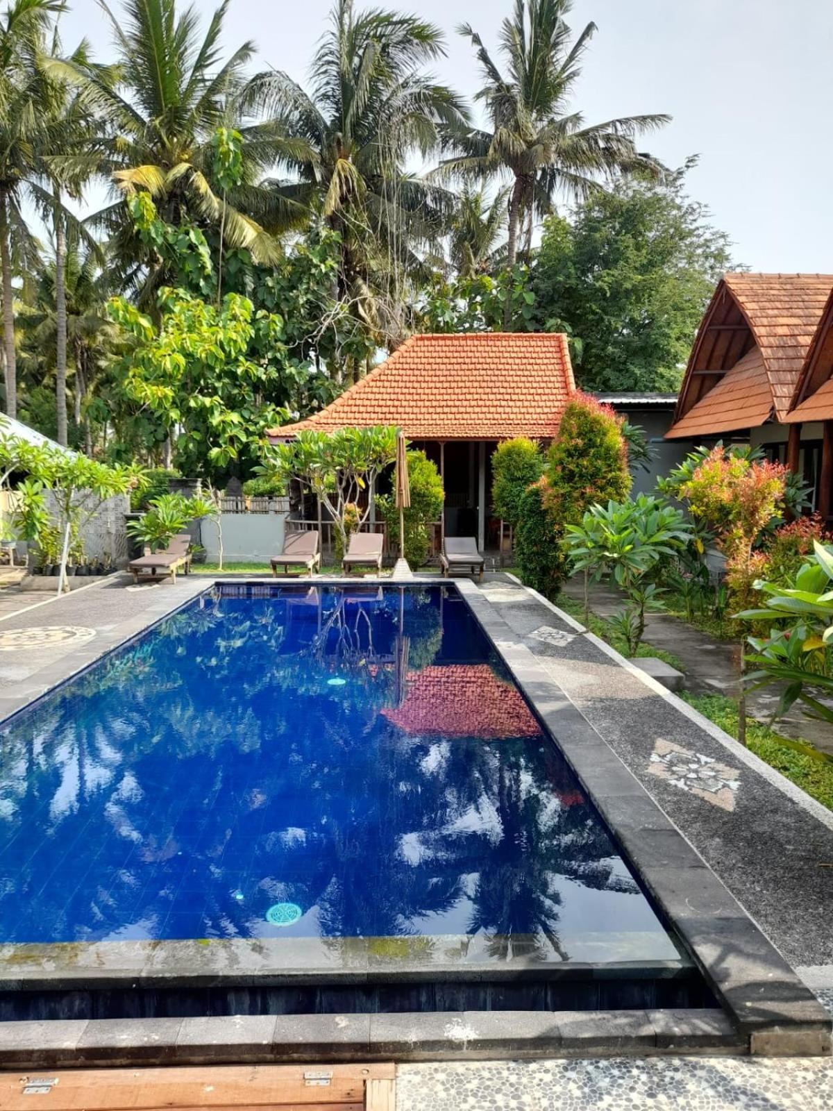 Sindhu Mesari Bungalow Toyapakeh Екстериор снимка