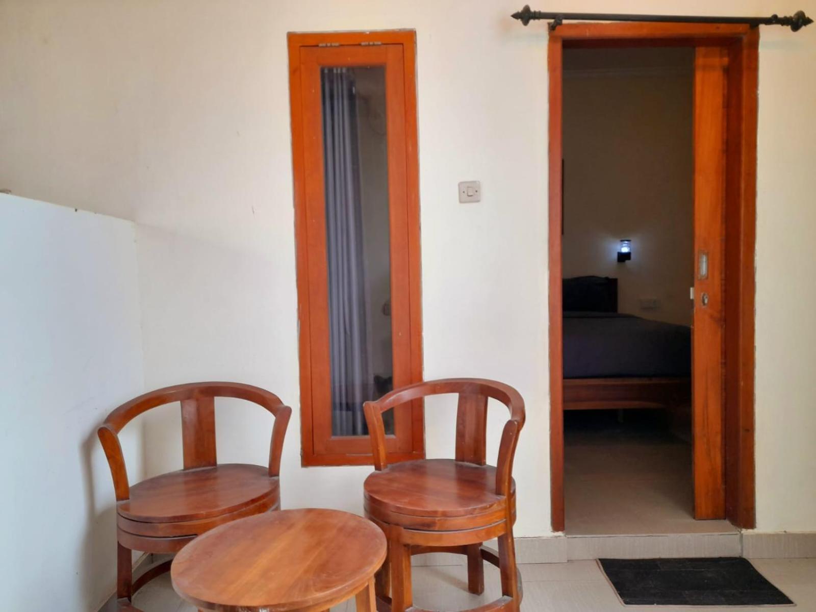 Sindhu Mesari Bungalow Toyapakeh Екстериор снимка